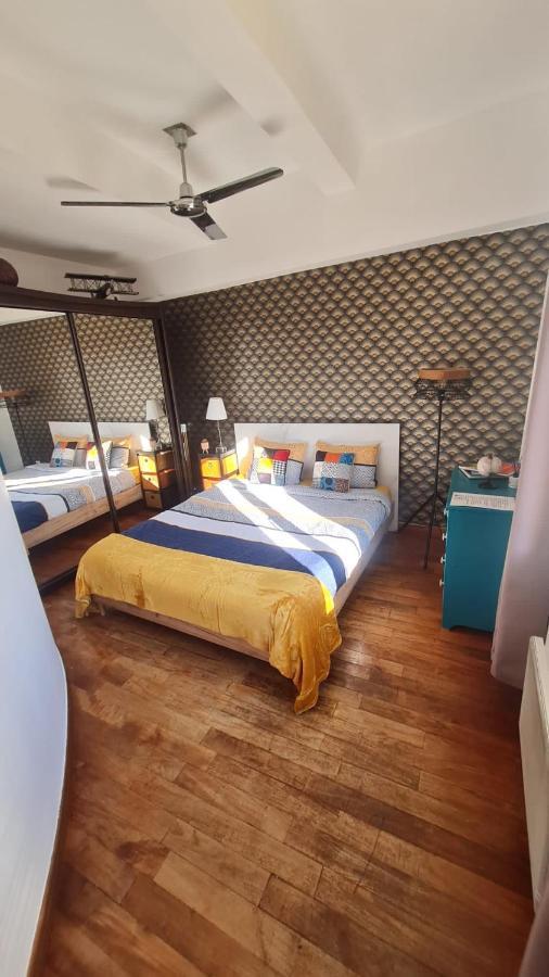 Sunny Apartment With Nice View In History City Center เอ็ก-ซอง-โพรวองซ์ ภายนอก รูปภาพ